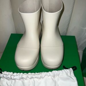 Bottega Veneta Puddle Ankle Boots Women Sz 39